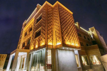 Zandiyeh Hotel